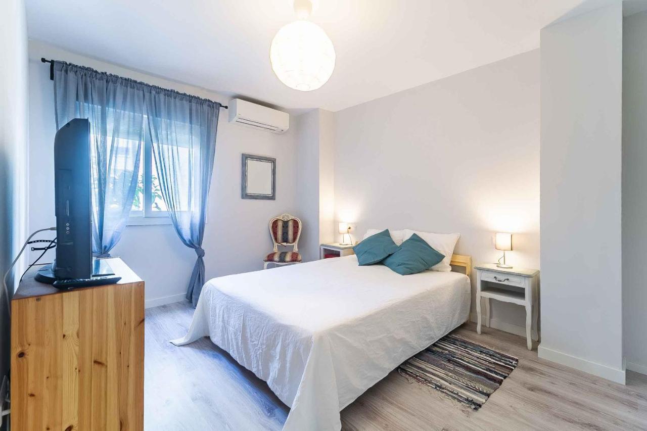 Apartamento Renovado, Tu Escapada De Vacaciones Ideal Fuengirola Bagian luar foto