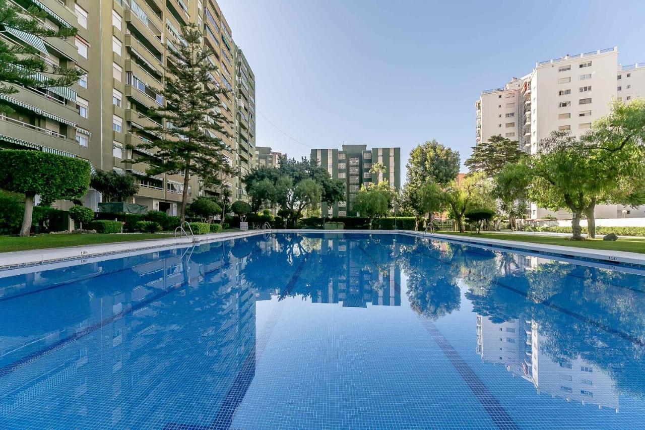 Apartamento Renovado, Tu Escapada De Vacaciones Ideal Fuengirola Bagian luar foto