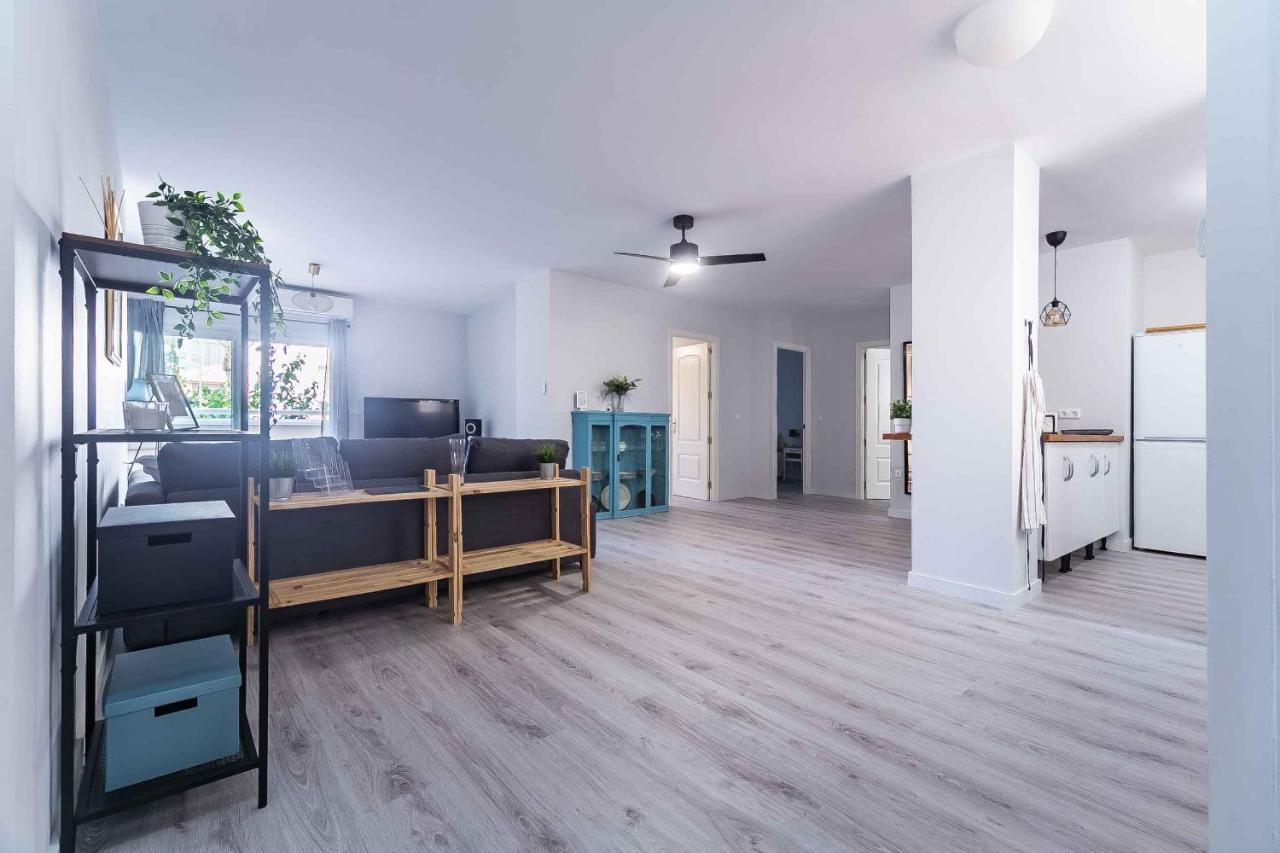 Apartamento Renovado, Tu Escapada De Vacaciones Ideal Fuengirola Bagian luar foto