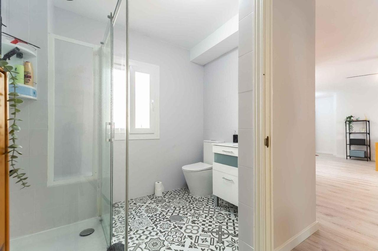 Apartamento Renovado, Tu Escapada De Vacaciones Ideal Fuengirola Bagian luar foto